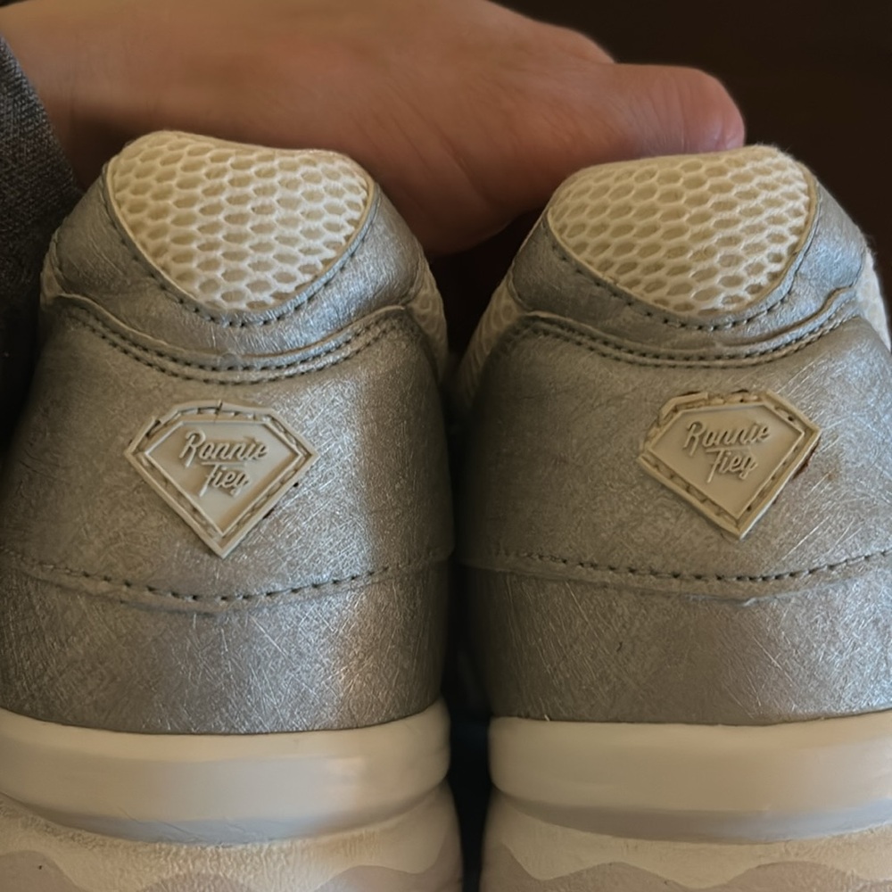 ASICS Ronnie Fieg x Diamond Supply‎ Limited Edition Sneakers - Picture 8 of 10